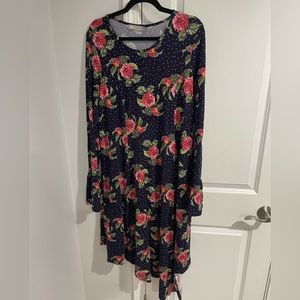 ASOS Maternity Dress with asymmetrical hem and bell sleeve- Size 16